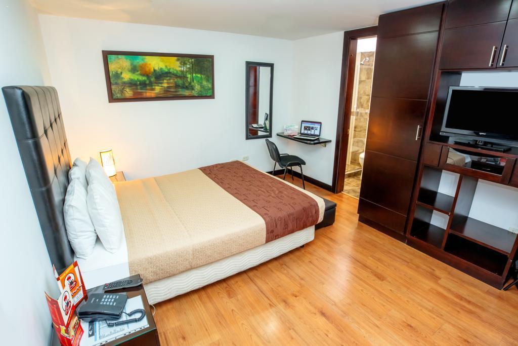 Aw Hotel Connect 33 Богота Экстерьер фото